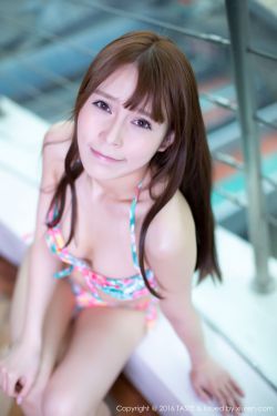 男男强行扒开小受双腿进入