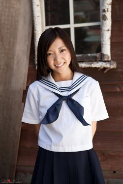 火山口的两人去掉模糊