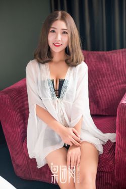 翘臀美女