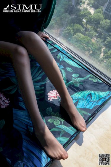 妺妺的下面好湿好紧闺蜜